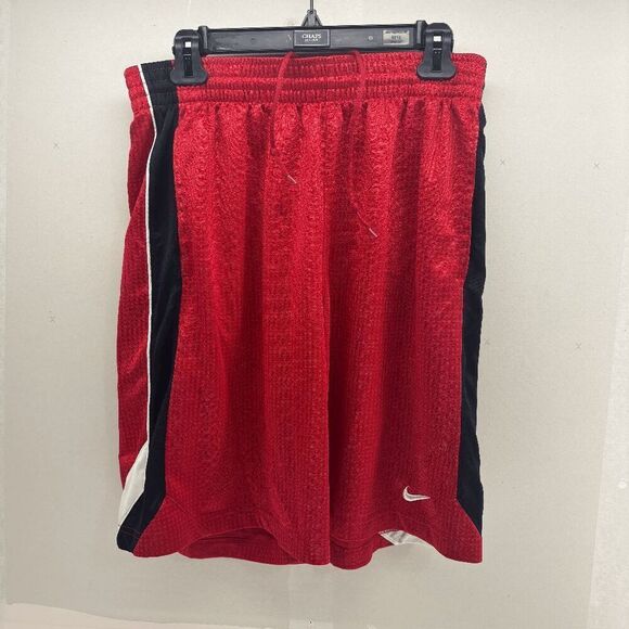 Nike Gym Shorts SZ M Men Basketball Athletic Red Black Swoosh Drawstring Pocket - Picture 1 of 6